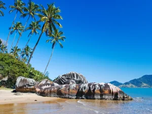 spiagge-ilhabela-praia-sino.jpg.image.1296.974.high