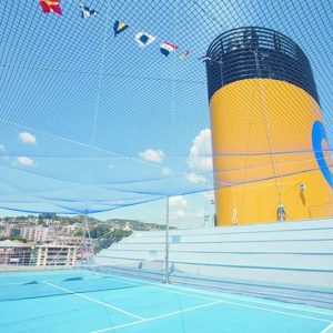 Terrain de sport polyvalent